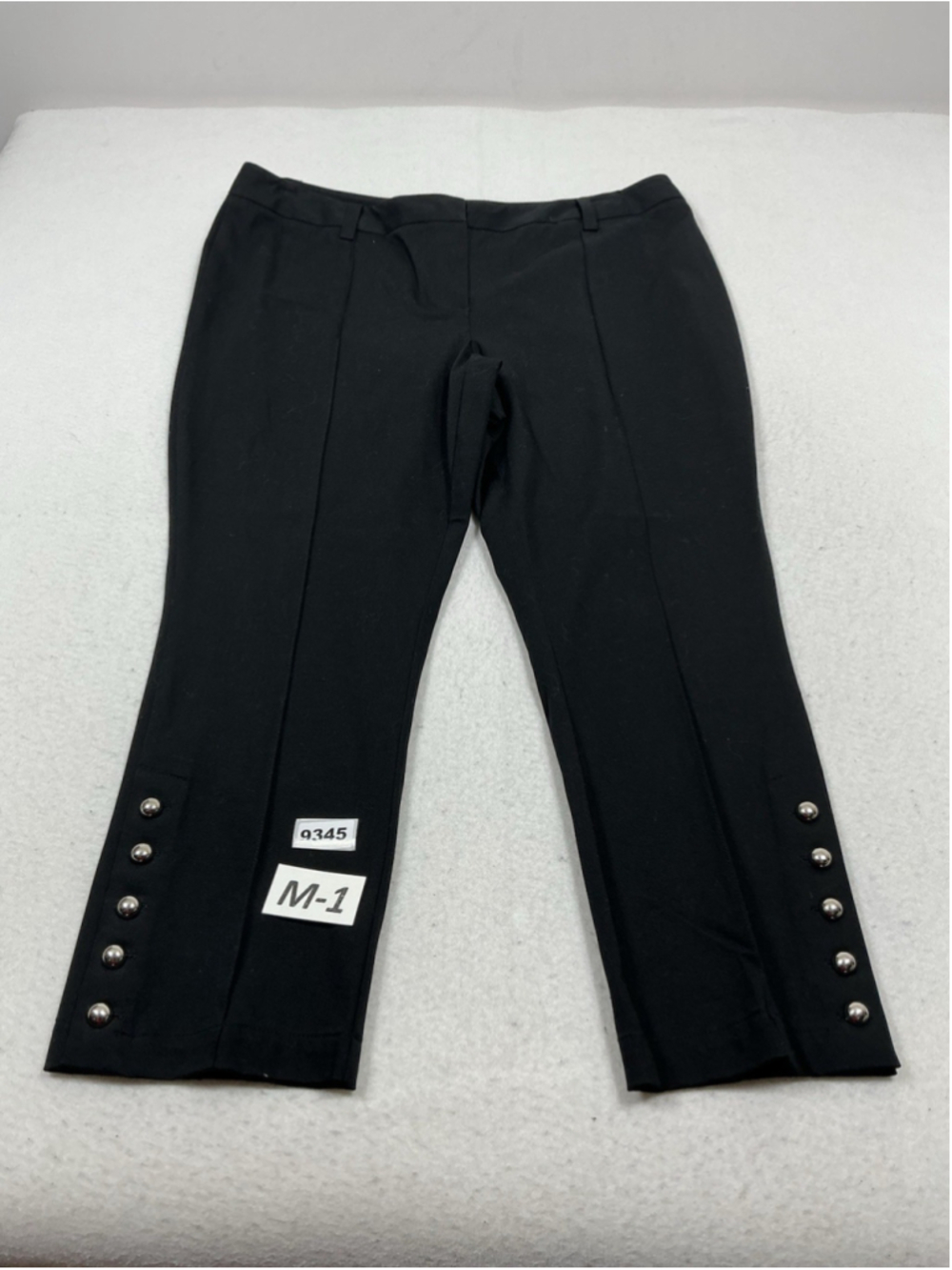 Womans Excellent Inc Cropped Pants Size 16 Black Waist 38 Inches